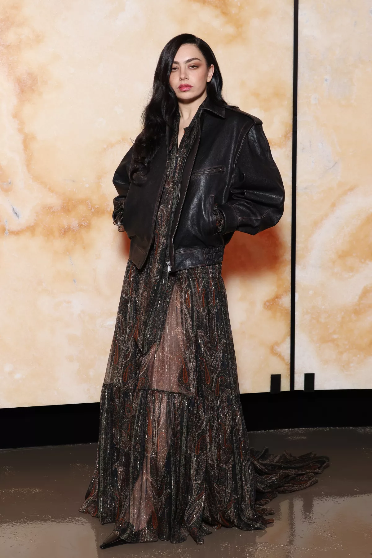 Saint Laurent: Photocall - Paris Fashion Week - Womenswear Fall/Winter 2025-2026