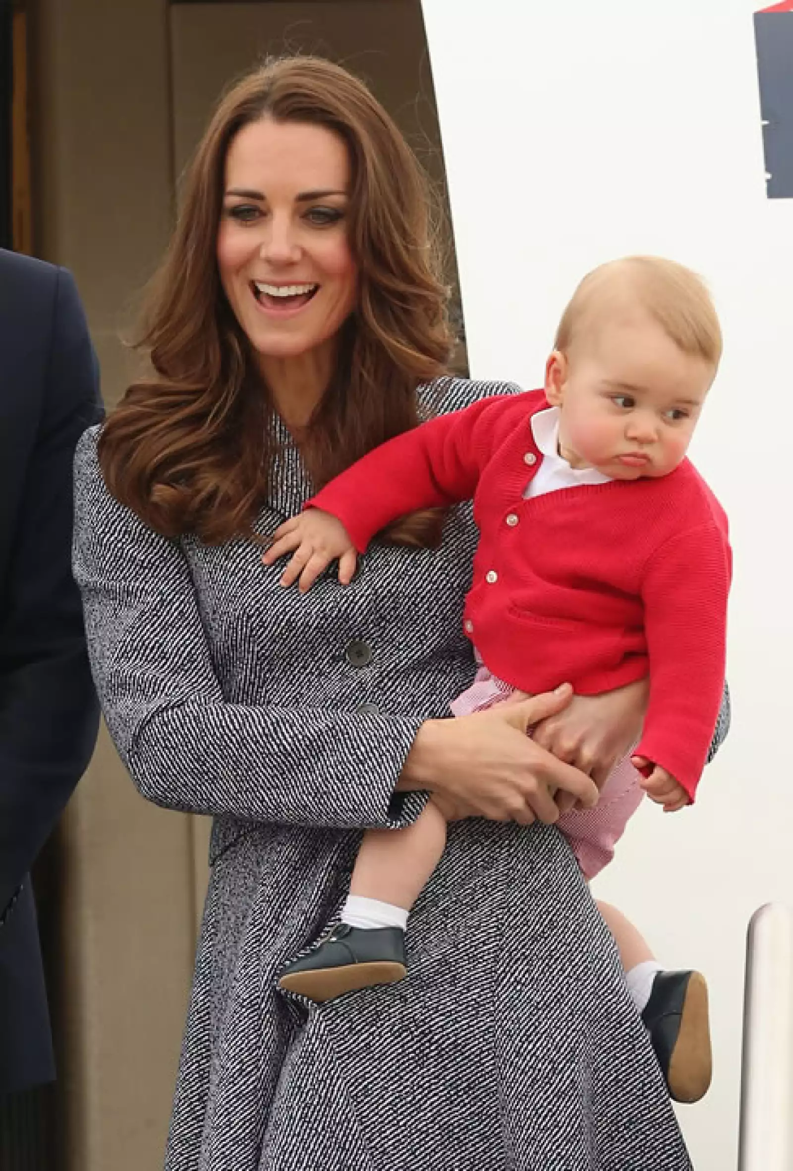George ha ganado el `duelo´ con su mamá como el mejor peinado y vestido en varias ocasiones.