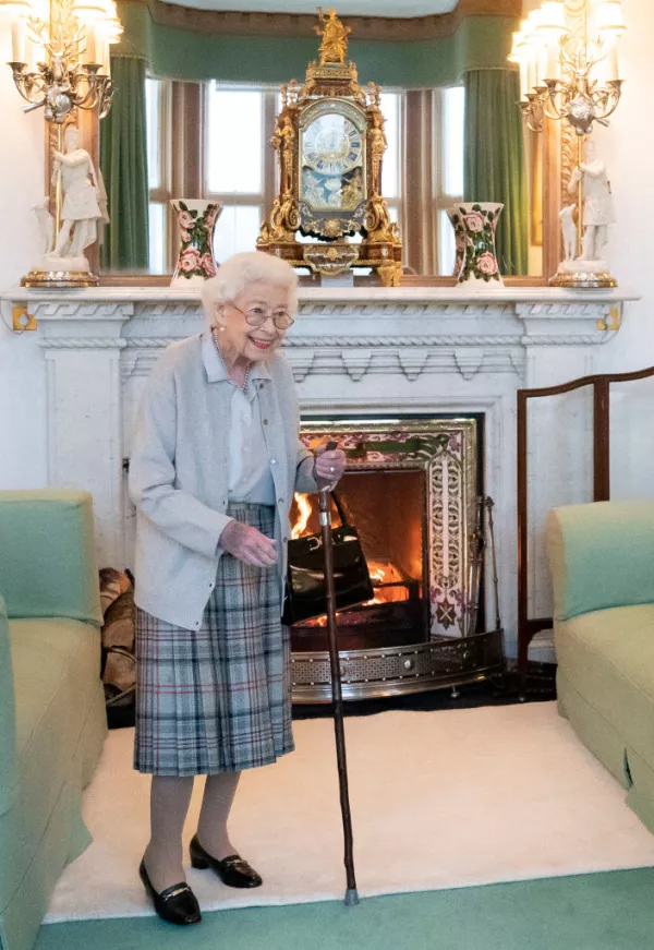reina-isabel-ii