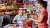La empresa mexicana PuntoPost convierte pequeños comercios en puntos de entrega para compras realizadas en distintas plataformas de comercio electrónico en lugar de enviar un repartidor hasta cada domicilio.
