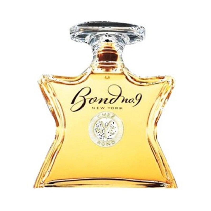 Este es el perfume que Sofía trae en su bolsa.