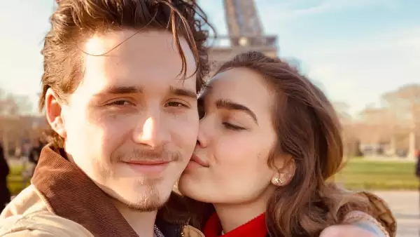 brooklyn-beckham-hana.jpg