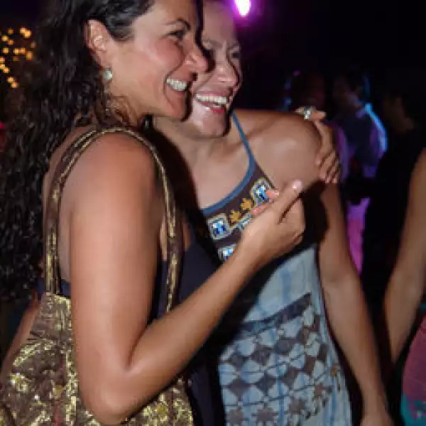 Mariana Yazbek, Paulina Fosan