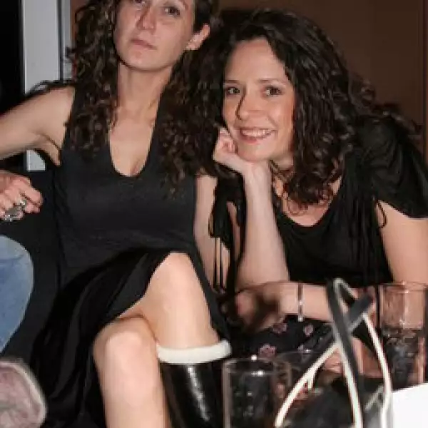Mercedes Gómez, Silvia Derbez