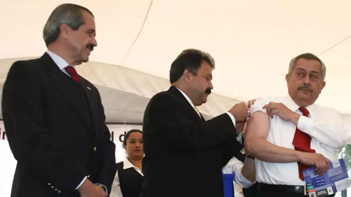 El secretario de Salud, José Ángel Córdova, ha promovido campañas de vacunación