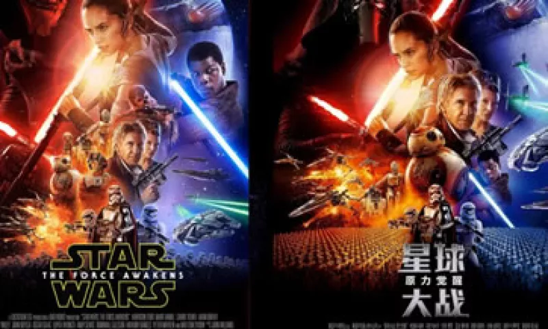 Hay una gran diferencia entre el cartel en EU (izq) y el de China (der.) (Foto: Lucasfilm)
