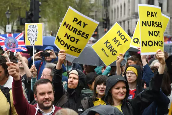 Their Majesties King Charles III And Queen Camilla - Protests