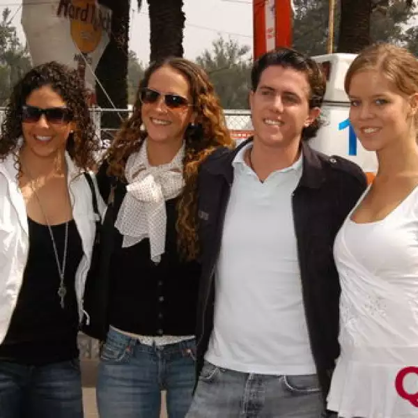 Paola Alamán, Cristina Gorospe, Alejandro Gorospe, Mercedes Álvares