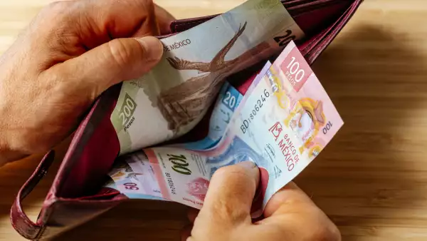 CetesDirecto explica por qué no se puede invertir con efectivo: "No había dinero que alcanzara"