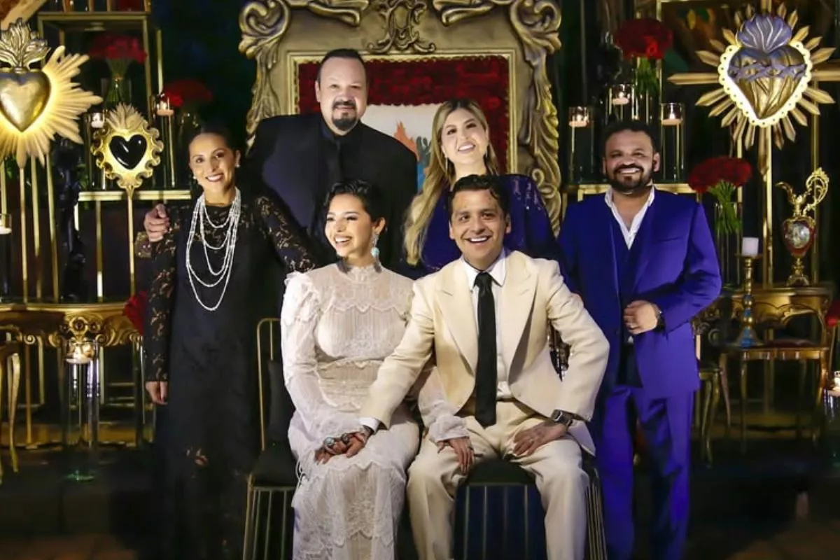 ÁngelaAguilar-Christian-Nodal