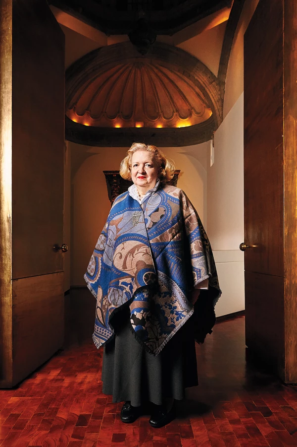 Trayectoria, Cándida Fernández de Calderón