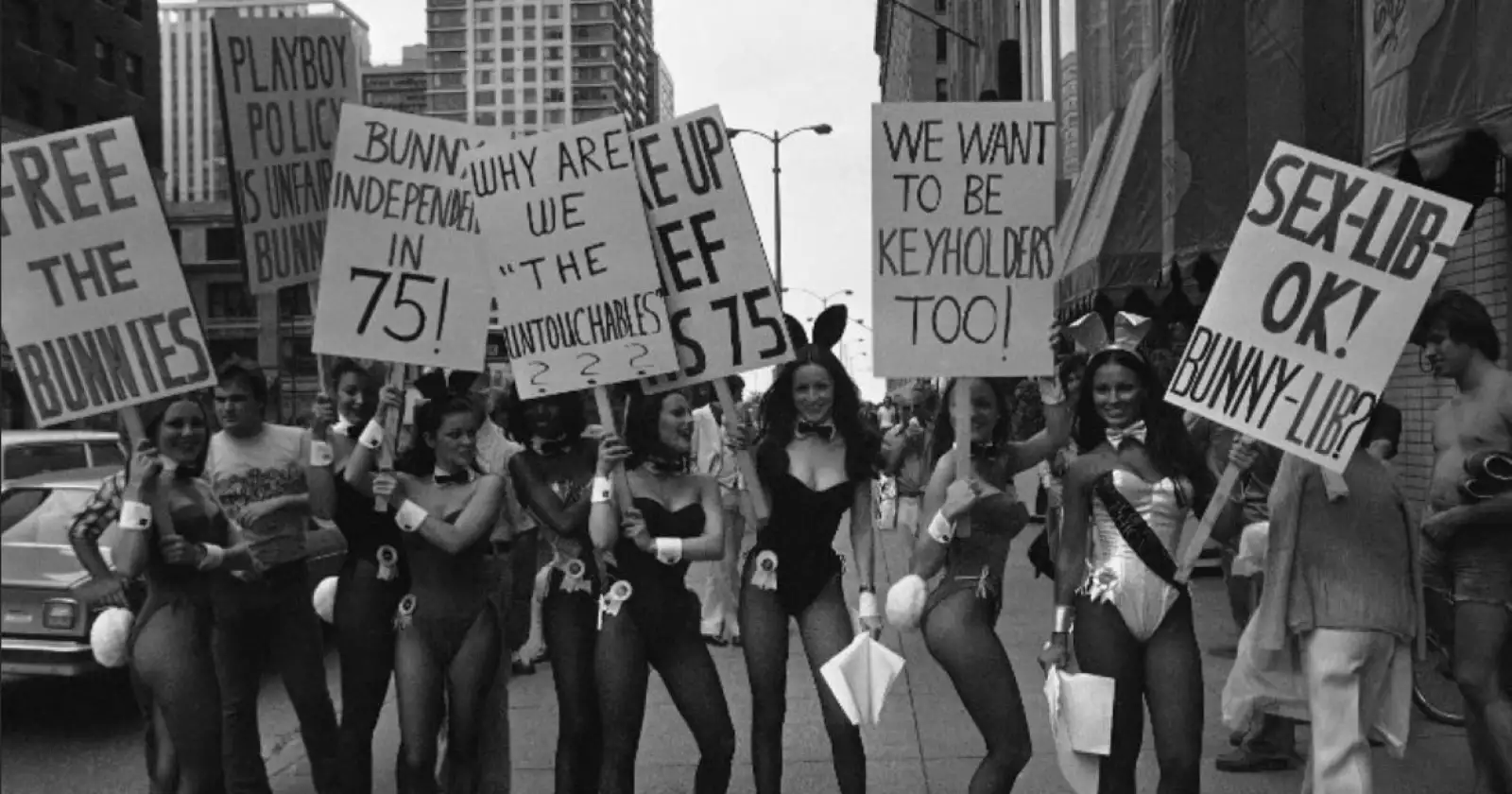 Protesta de conejitas