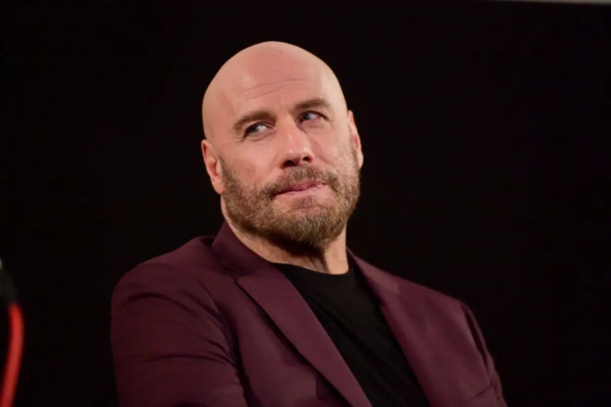 John-Travolta-Super-Bowl