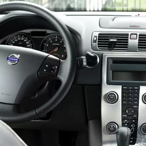 Volvo ha sido reconocido por mantener la sobriedad y tecnología en cada una de sus piezas automotrices.