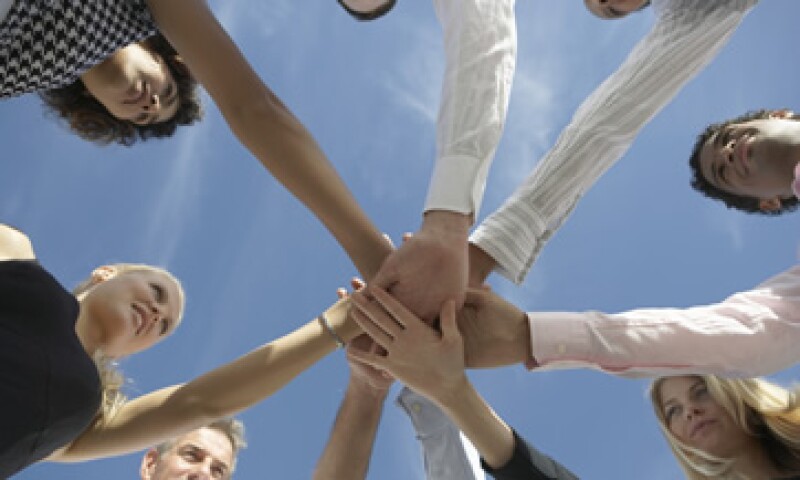 Los expertos recomiendan a los jefes entender el talento natural del empleado para reubicarlo mejor en los grupos de trabajo. (Foto: Thinkstock)