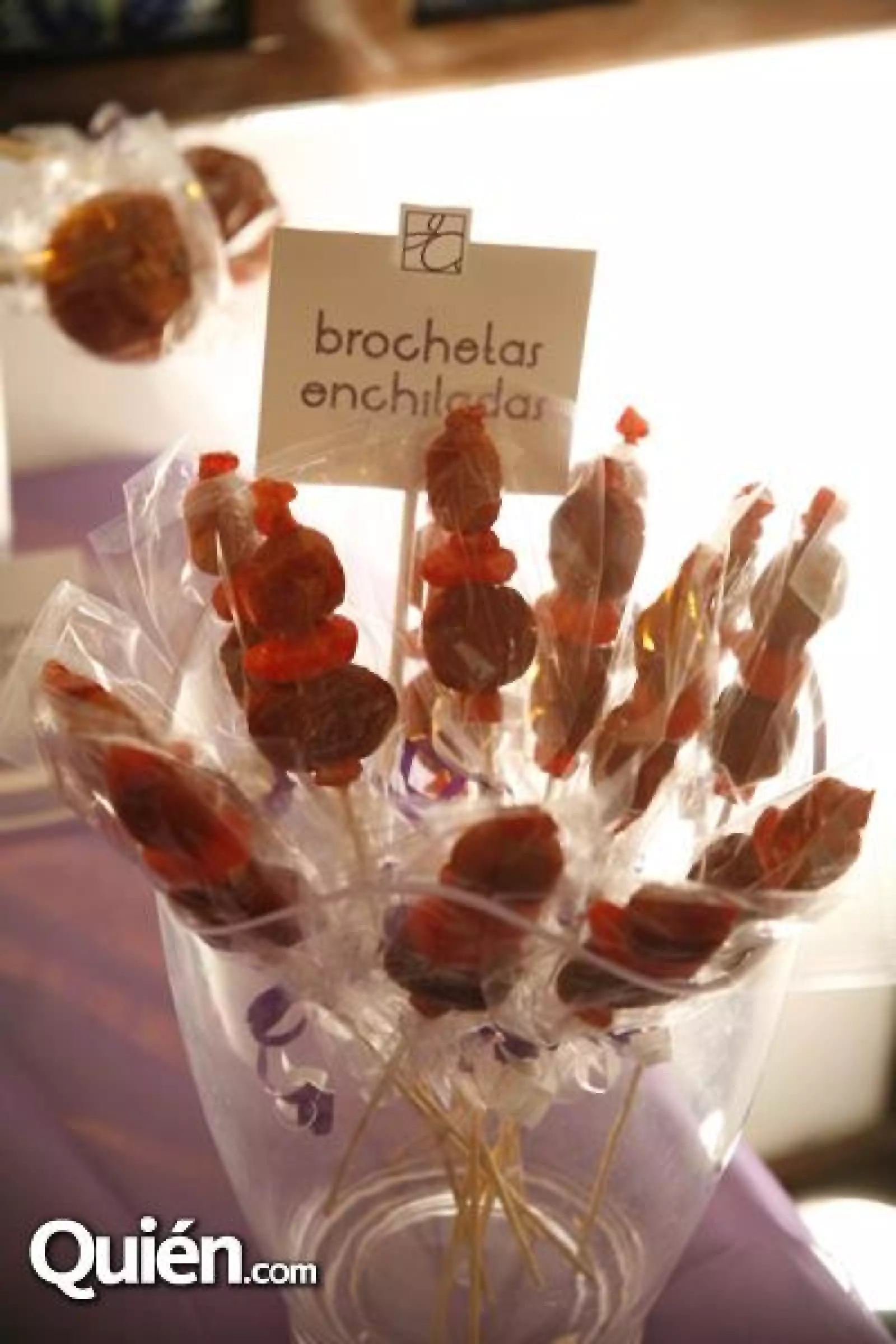 Boda Irene Chaparro y Alberto Pereyra mesa de dulces