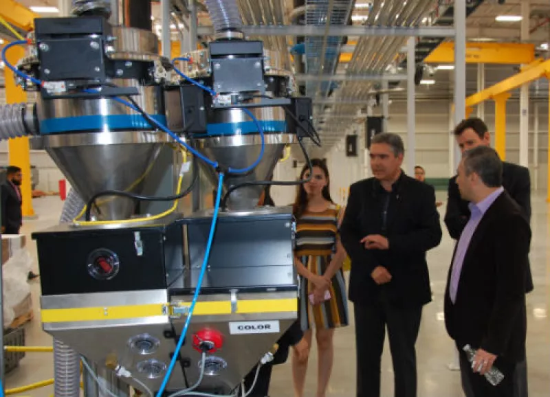 Hellerman Tyton inauguraci�n