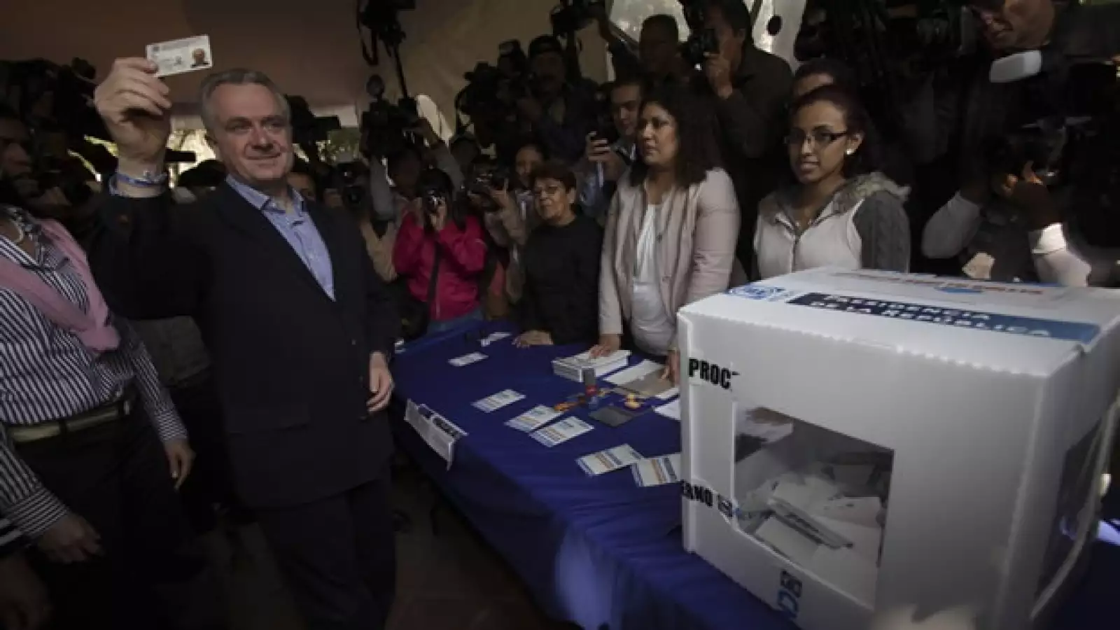 Santiago Creel voto elección