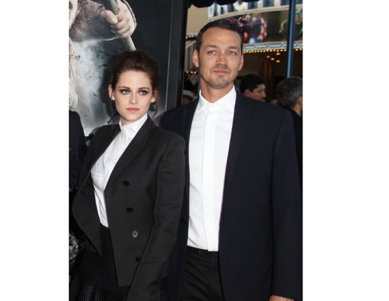 Rupert y Kristen durante la alfombra roja de la película `Blancanieves y el Cazador´.
