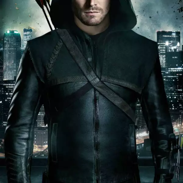 El actor Stephen Amell sigue ganando seguidores en la serie Arrow.