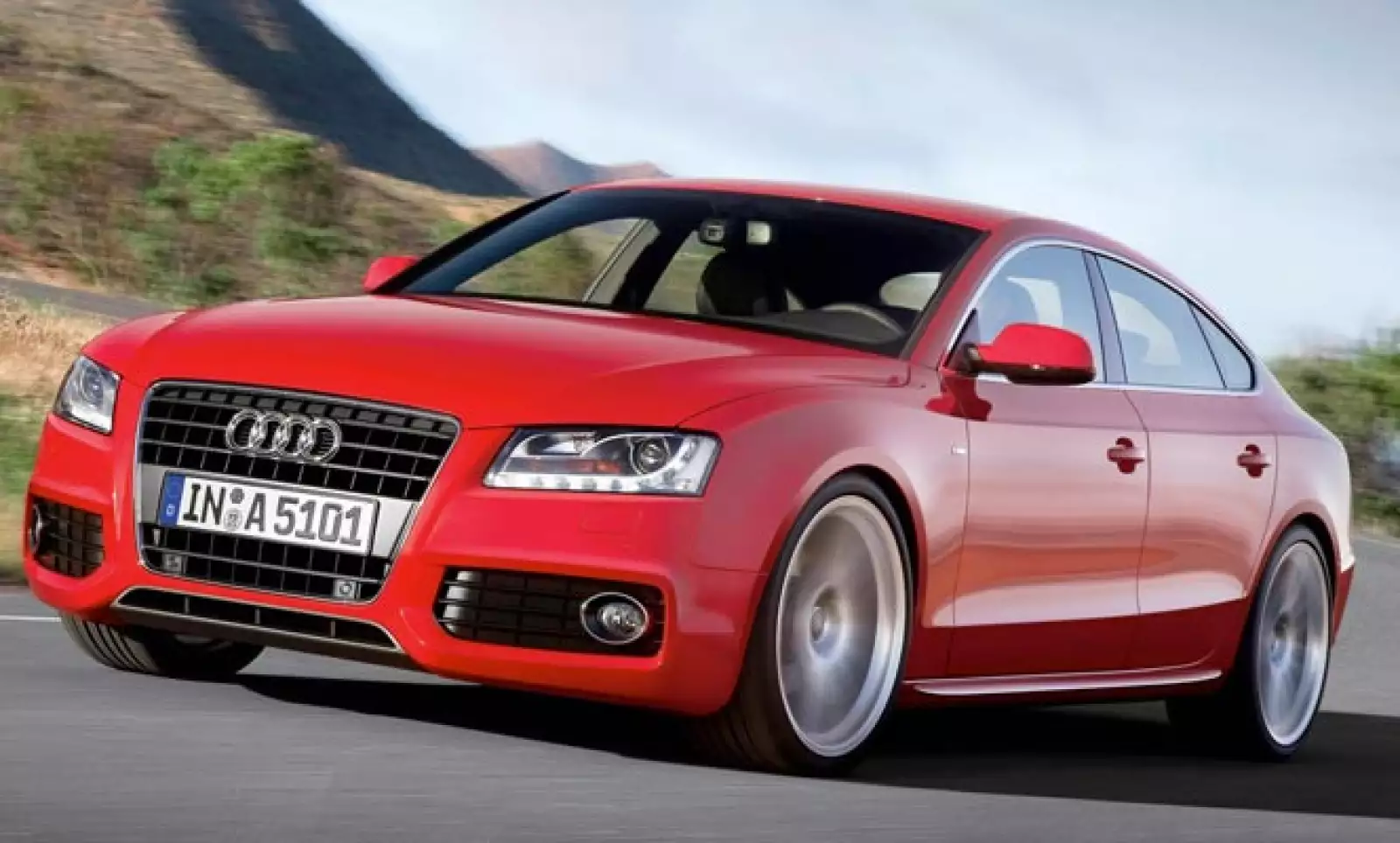 La agresiva estrategia de precios y publicidad permitió a Audi vender 235 vehículos en el primer semestre del año, un aumento de 89.5% respecto al mismo periodo del año pasado, cuando comercializó 124 unidades.