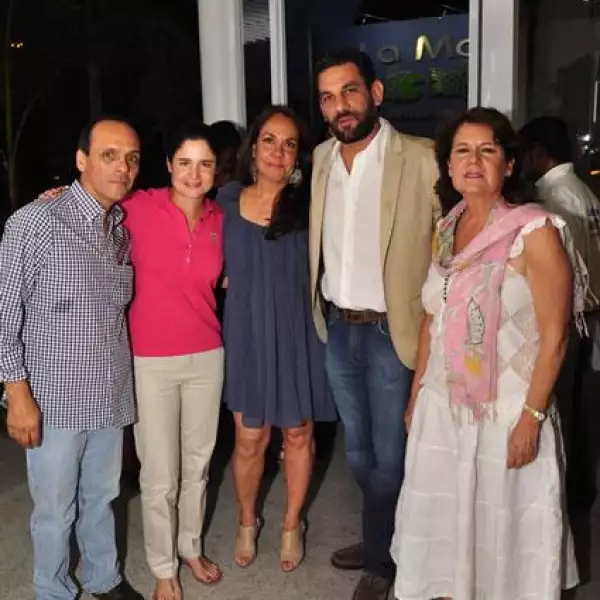 Ernesto Susarrey,Lorena Ochoa,Julia Reyes,Patricio Gutiérrez,Marcela Reyes
