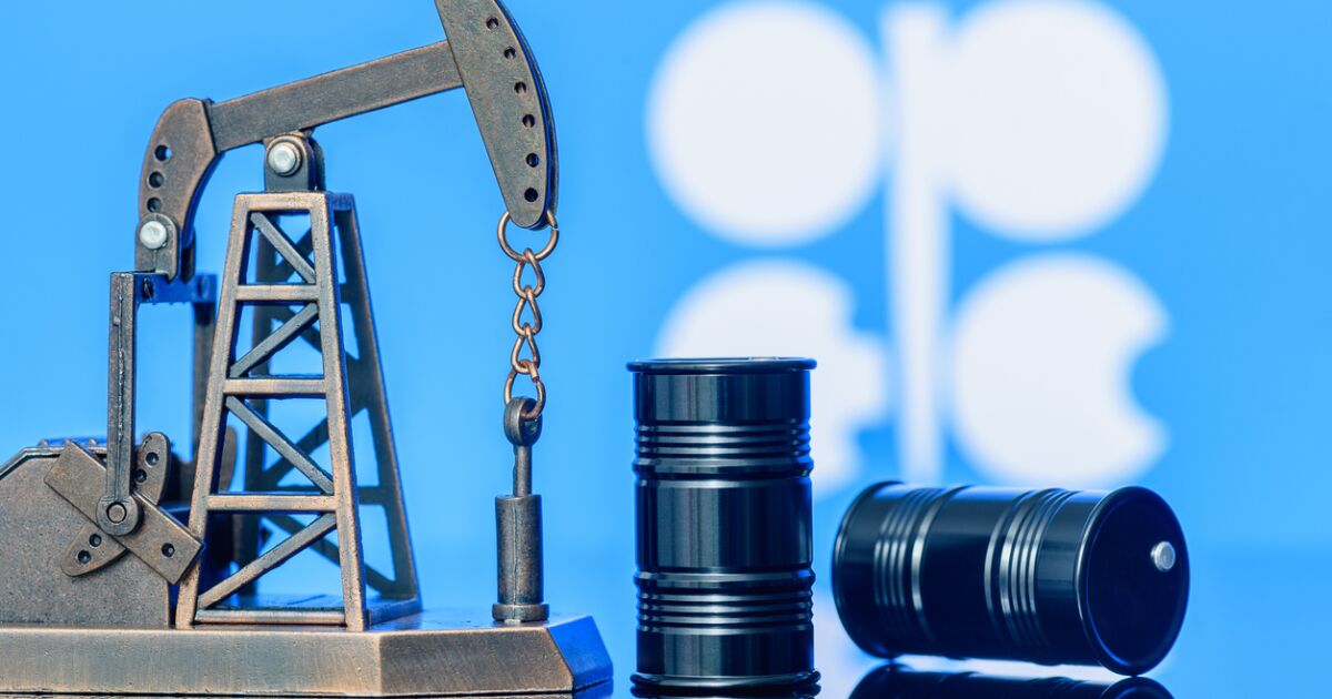 OPEC+ ham petrol fiyatlarını desteklemek için kesintileri 2025 sonuna kadar uzattı