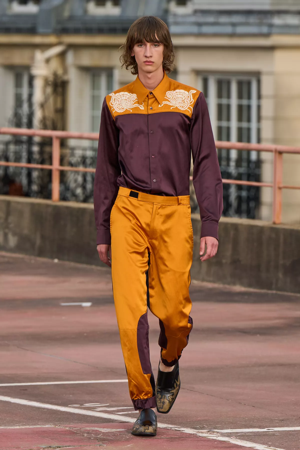 Van Noten m S23 042.jpg