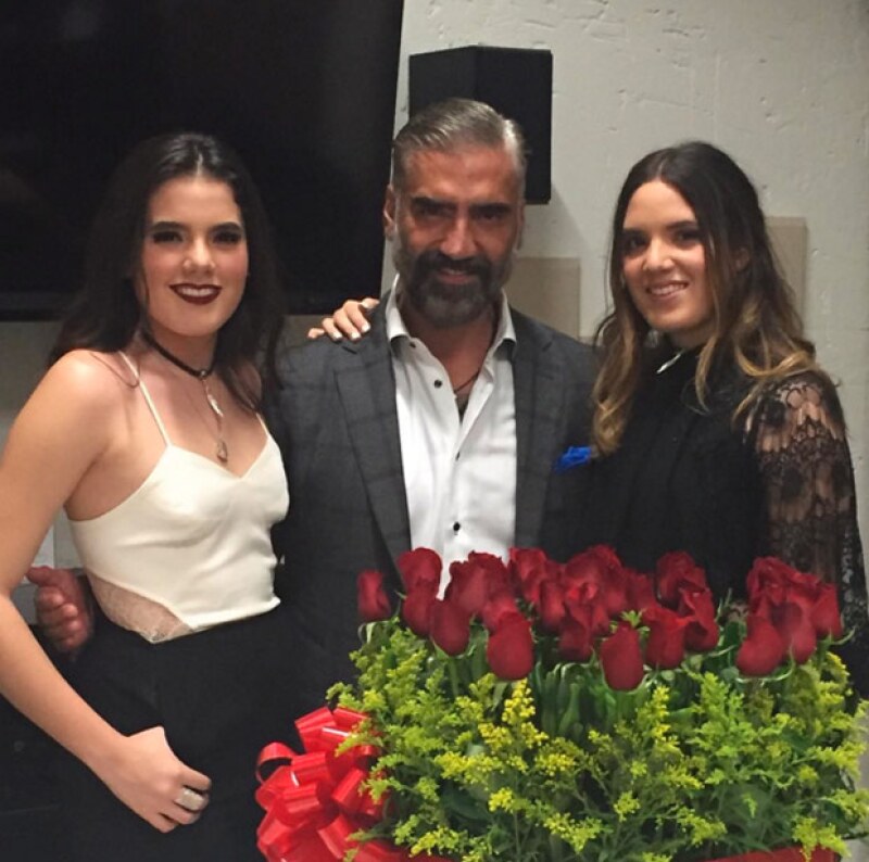 Alejandro Fernández no puede estar más orgulloso de su hija Camila, con quien realizó un dueto.
