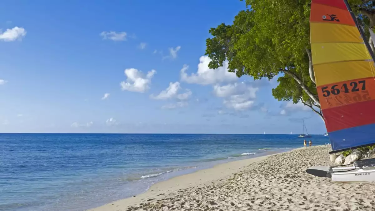 El Caribe es famoso por sus playas perfectas y bebidas junto al agua