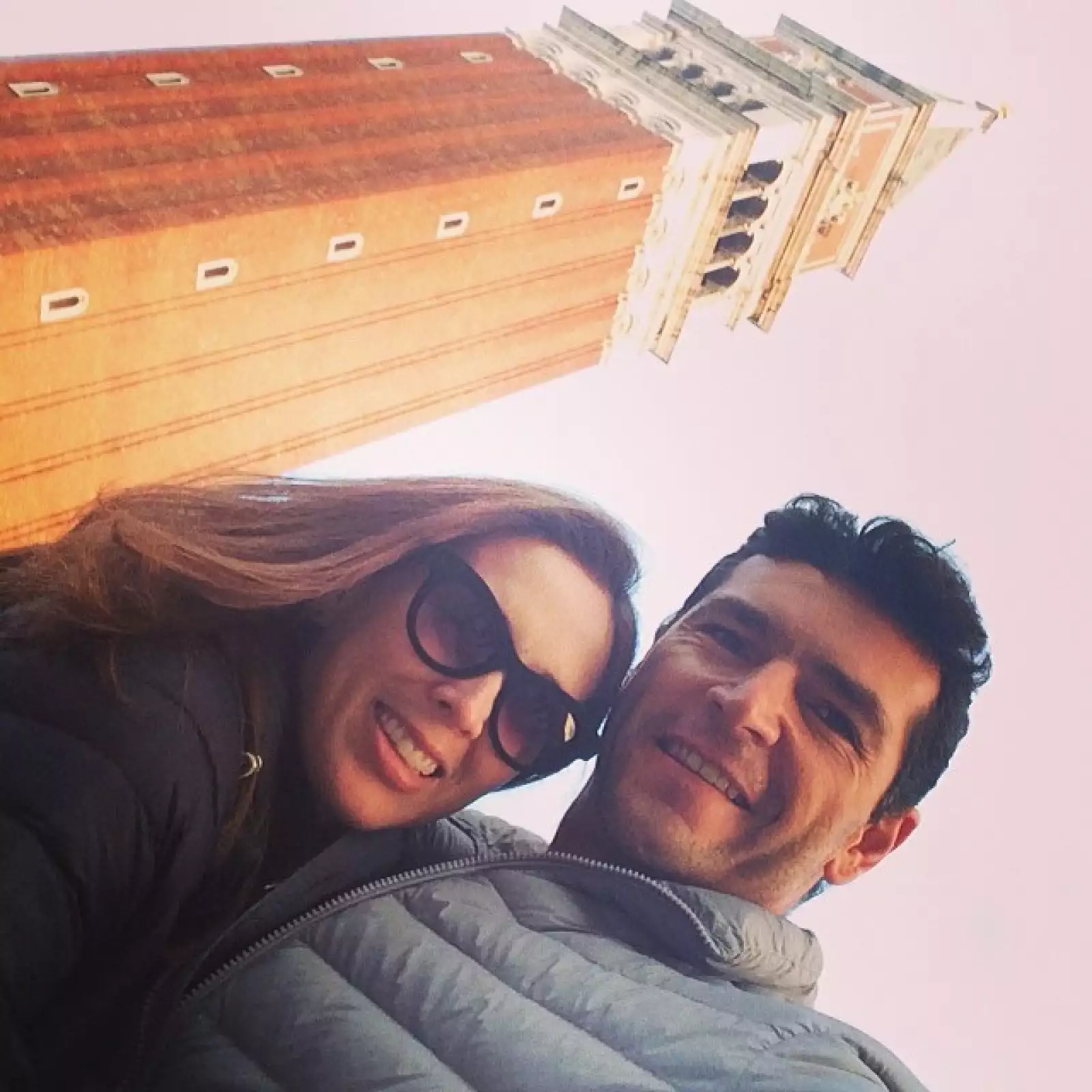 Otra de las cosas que más les gusta hacer juntos es viajar, ya sea por trabajo o por placer.