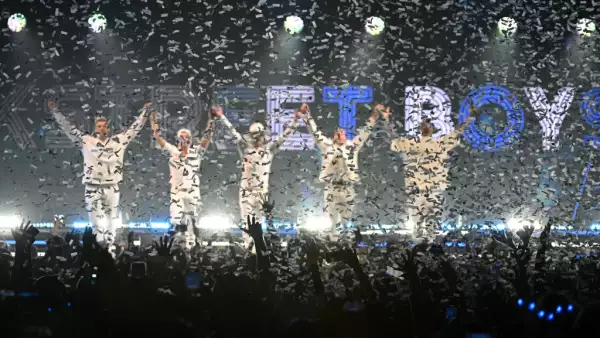 iHeartRadio Y100's Jingle Ball 2022 - Show