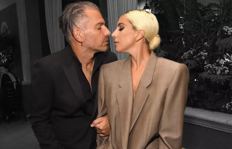 Lady-Gaga-Carino-Compromiso