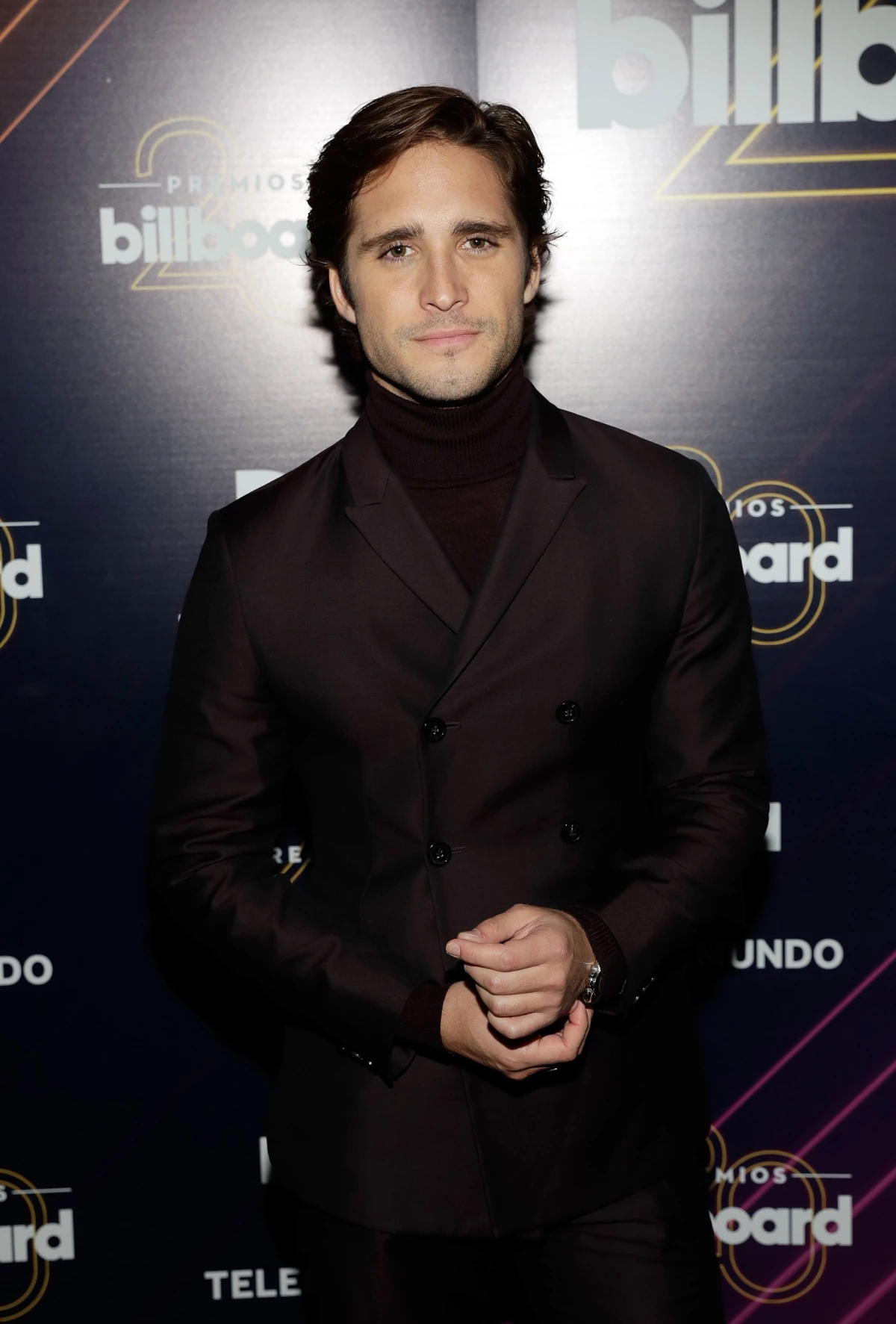 Diego Boneta vuelve al set de grabaci