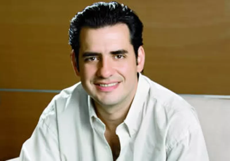 El director general de Banco Compartamos, destaca la necesidad de fomentar las double bottom line enterprises (DBL), que son instituciones que atienden las necesidades de la población sin dejar de producir ganancias. (Foto: Alfredo Pelcastre/Mondaphoto)