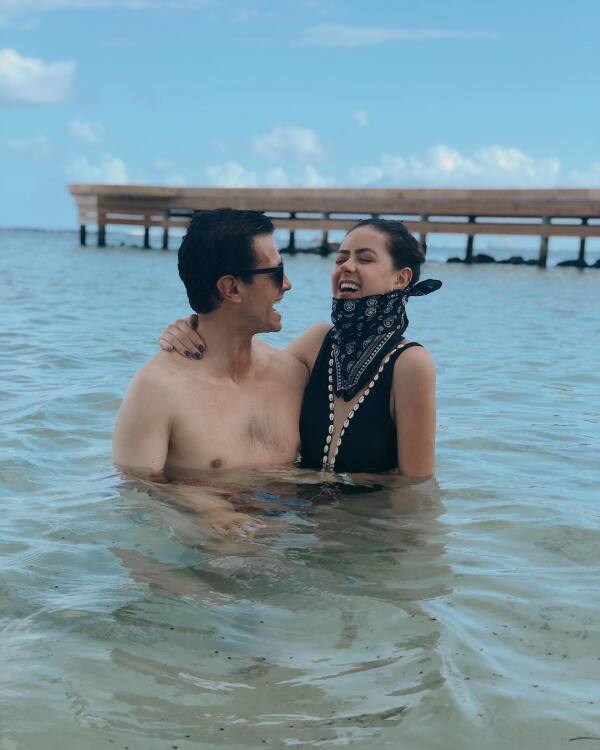Enrique Peña Nieto junto a su hija Nicole.