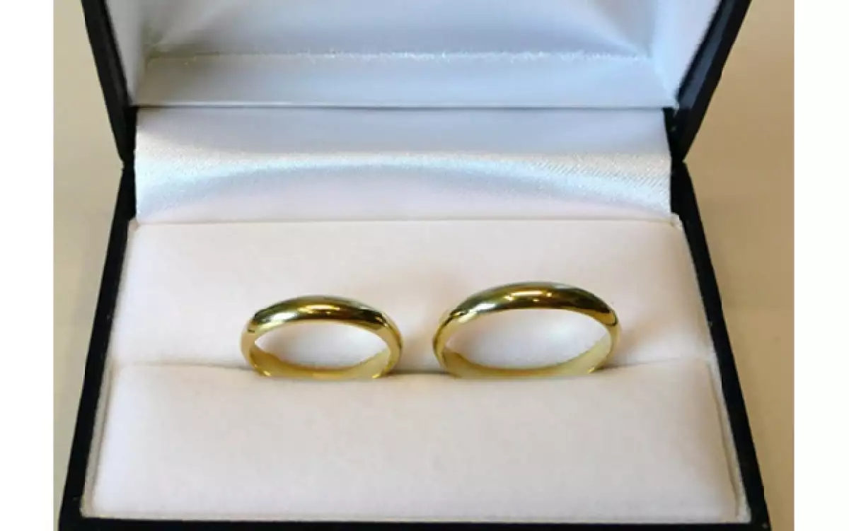 Empiecen a buscarlos por lo menos dos meses antes de la boda para que no los elijan precipitadamente.