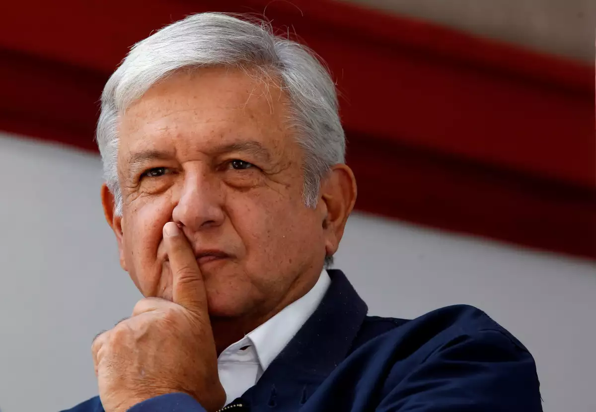 180723 amlo CASA REU.jpg