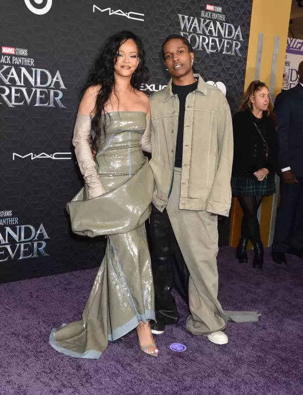 Rihanna habla sobre el estilo de ASAP Rocky y dice que se siente como su asistente