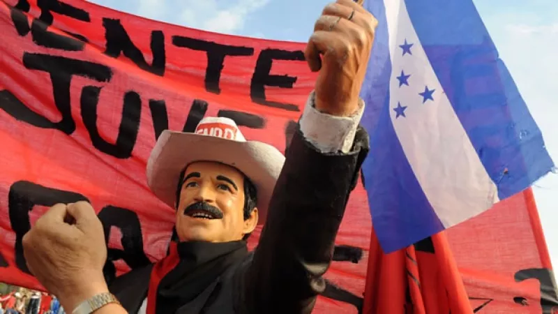 manifestacion de apoyo a zelaya