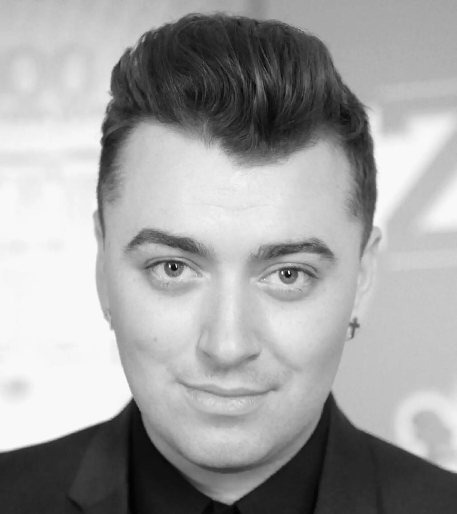 Con su álbum debut “In the Lonely Hour” Sam Smith se posicionó entre los más vendidos y exitosos del 2014, compitiendo con Taylor Swift y Ed Sheeran.