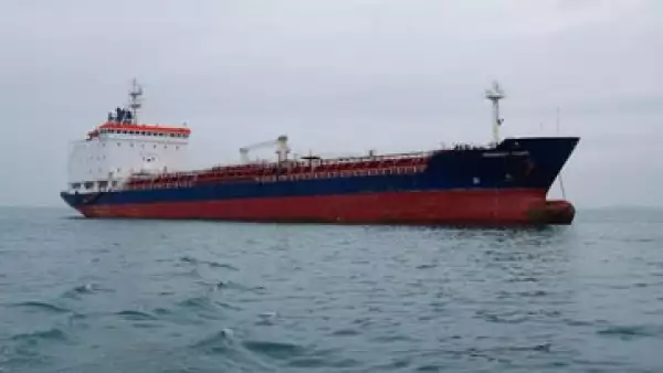 Barcos-petroleros-01