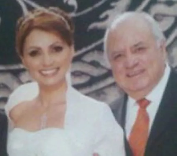 La actriz y Primera Dama del Estado de México externó sus sentimientos a través de su cuenta de Facebook luego del fallecimiento de su padre, Don Manuel Rivera.