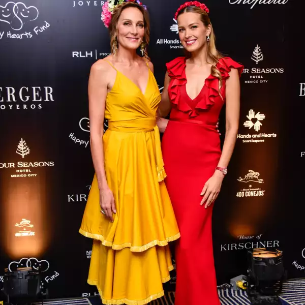 Alejandra Alemán y Petra Nemcova.jpg