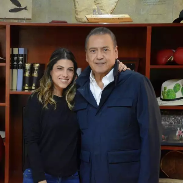 Sylvana Beltrones Sánchez y su papá Manlio Fabio Beltrones