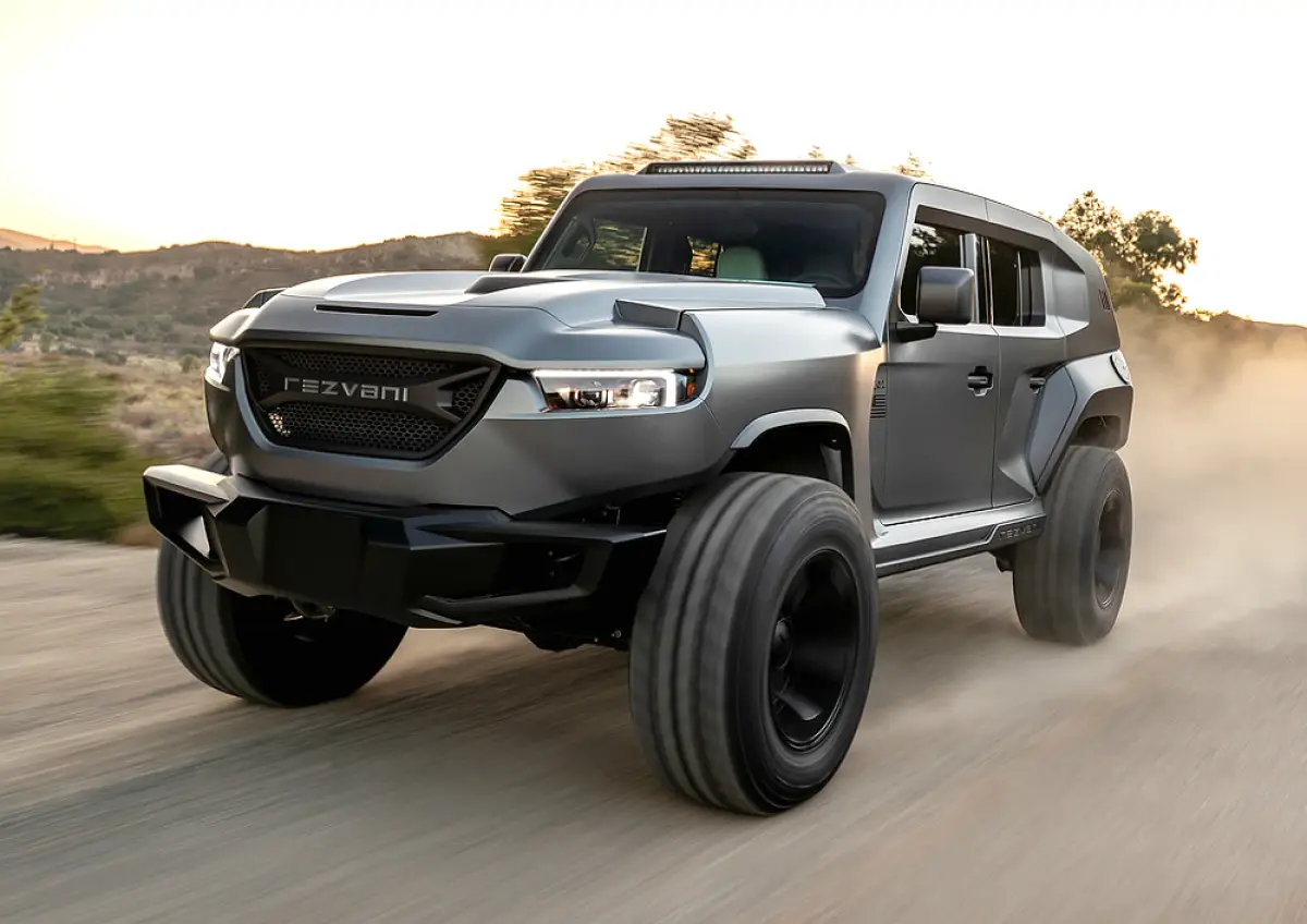 Rezvani Tank X corriendo.jpg