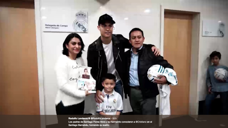 Cristiano Ronaldo conoce a papás de niño fallecido en Colegio Rébsamen