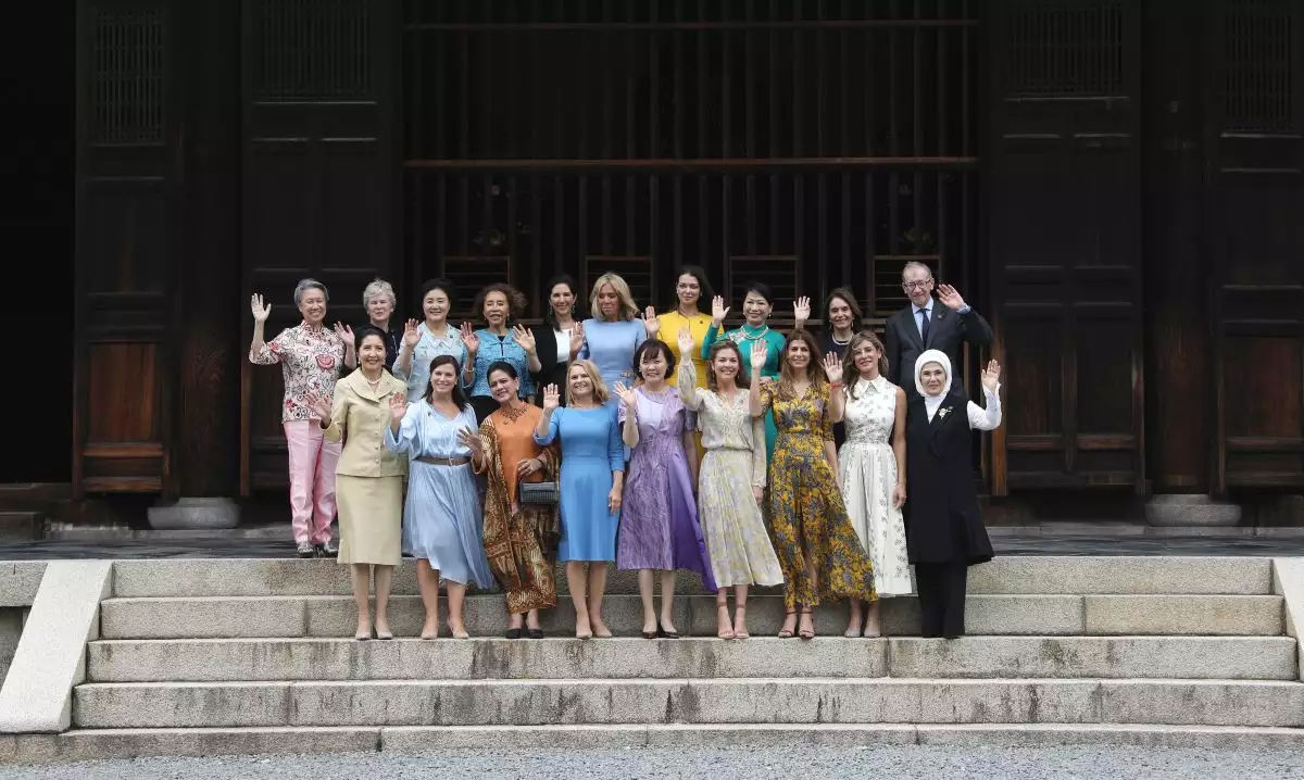 el Club de las Primeras Damas y el Primer Caballero