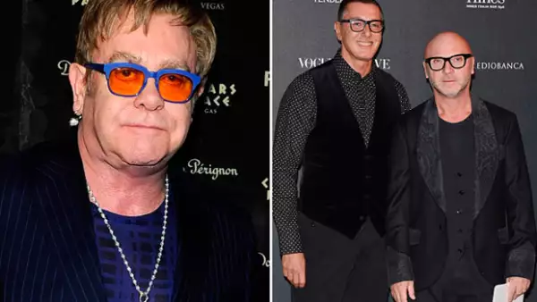 Los diseñadores aseguraron que su intención no es la de juzgar cómo se forma una familia, pero por otro lado en sus redes sociales se mantienen en contra y atacan a Elton John.