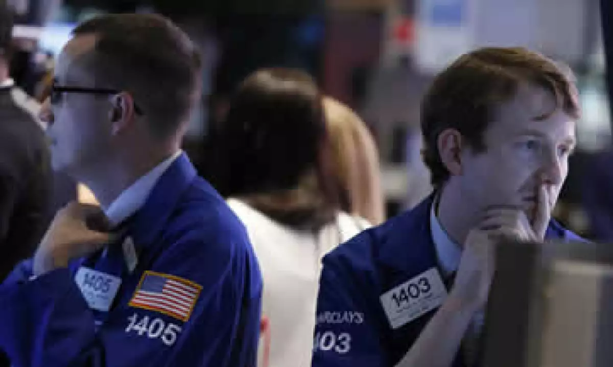 Los inversores buscan señales sobre alguna reducción del estímulo por 85,000 mdd mensuales de la Fed. (Foto: Reuters)